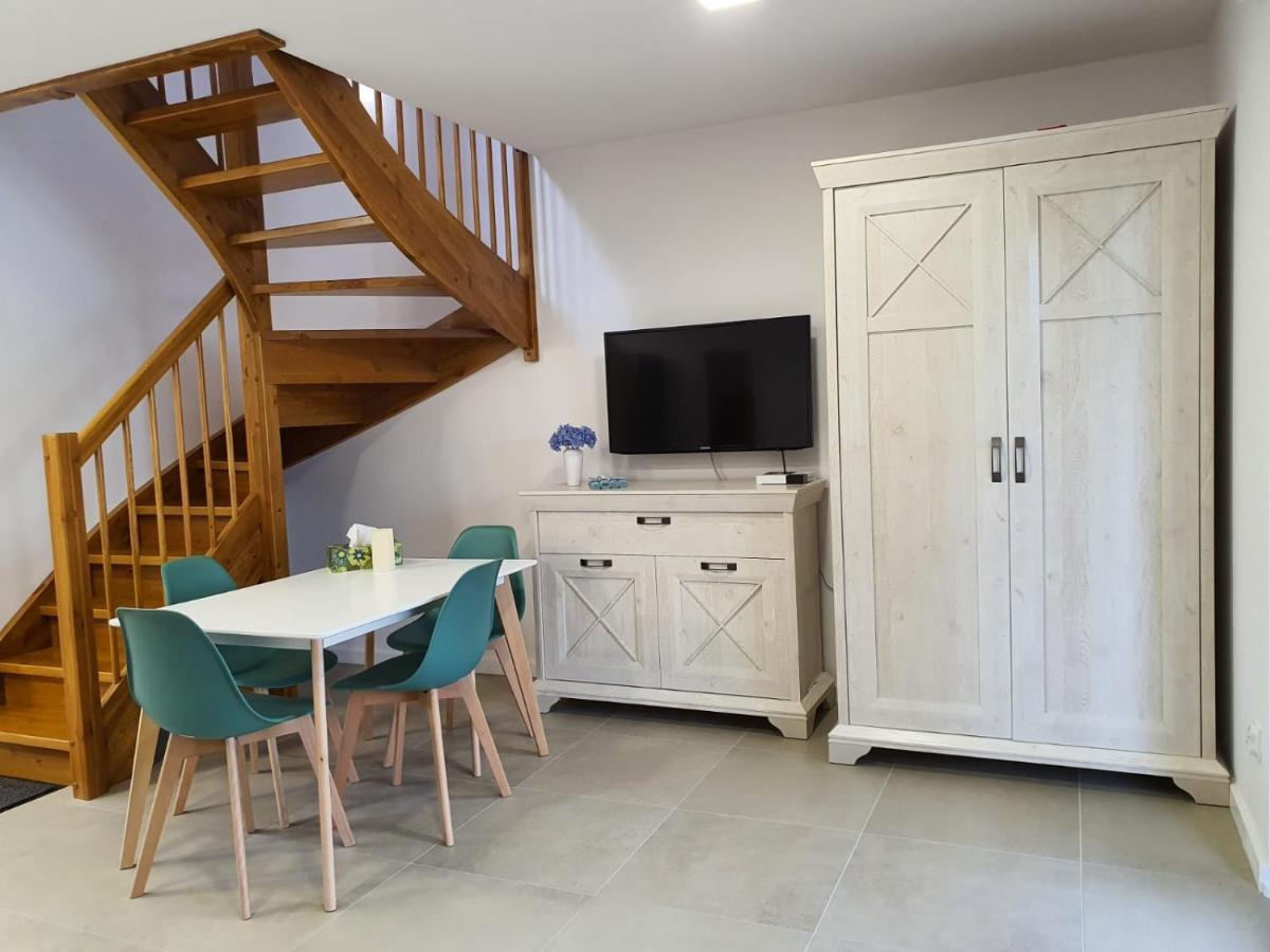 Stepnicka Keja Villa Stepnica Exteriör bild